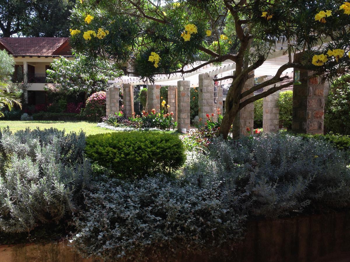 Amani Gardens Inn Nairobi Esterno foto